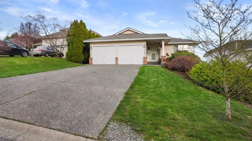 6170 191 Street, Surrey, BC - Outdoor With Facade