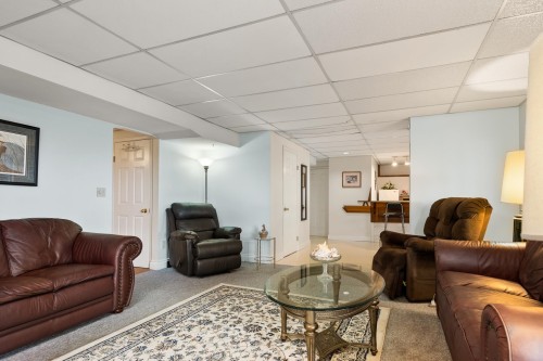 6170 191 Street, Surrey, BC - Indoor Photo Showing Living Room