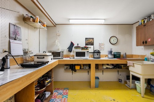 6170 191 Street, Surrey, BC - Indoor