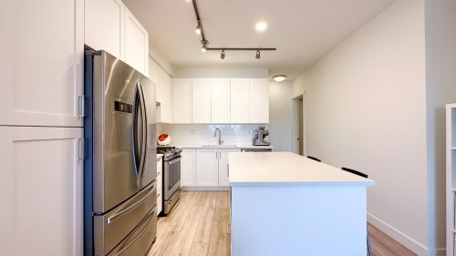 317-20673 78 Avenue, Langley, BC - Indoor Photo Showing Kitchen