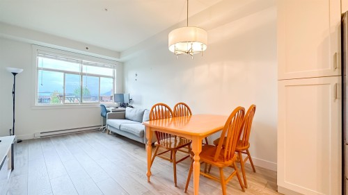 317-20673 78 Avenue, Langley, BC - Indoor Photo Showing Dining Room