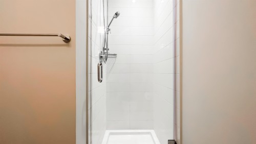 317-20673 78 Avenue, Langley, BC - Indoor Photo Showing Bathroom