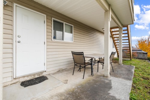 32464 Bobcat Drive E, Mission, BC - Outdoor With Exterior