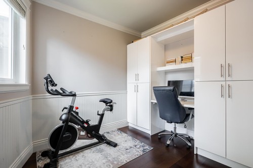 5941 129B Street, Surrey, BC - Indoor Photo Showing Gym Room