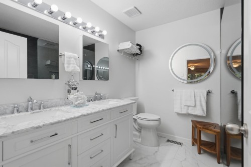 6791 Nicholson Road, Delta, BC - Indoor Photo Showing Bathroom