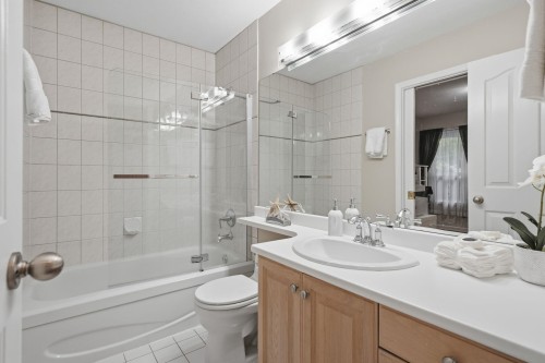 6791 Nicholson Road, Delta, BC - Indoor Photo Showing Bathroom