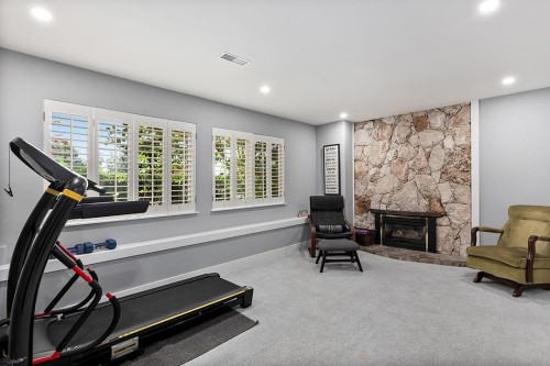 10641 Westside Drive, Delta, BC - Indoor With Fireplace