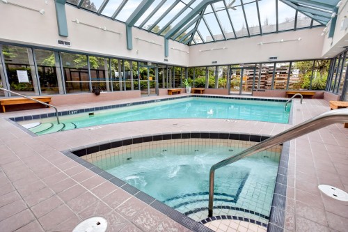 1904-13880 101 Avenue, Surrey, BC - Outdoor With In Ground Pool