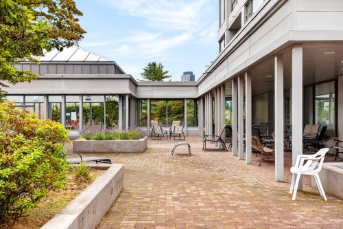 1904-13880 101 Avenue, Surrey, BC - Outdoor