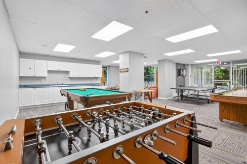 1904-13880 101 Avenue, Surrey, BC - Indoor Photo Showing Other Room