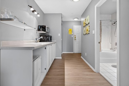 1904-13880 101 Avenue, Surrey, BC - Indoor