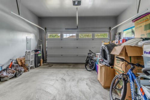 8256 Trondheim Drive, Delta, BC - Indoor Photo Showing Garage