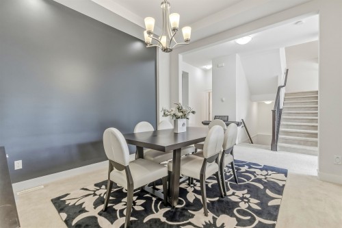 8256 Trondheim Drive, Delta, BC - Indoor Photo Showing Dining Room