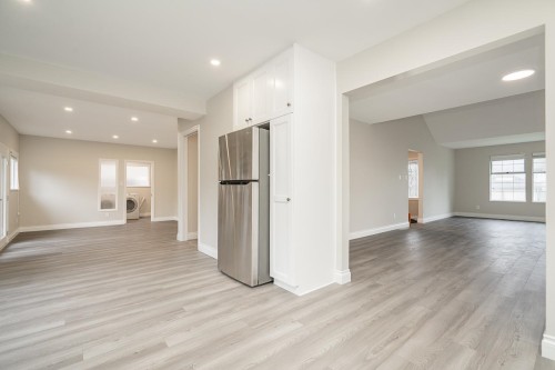 13015 Summerhill Crescent, Surrey, BC - Indoor