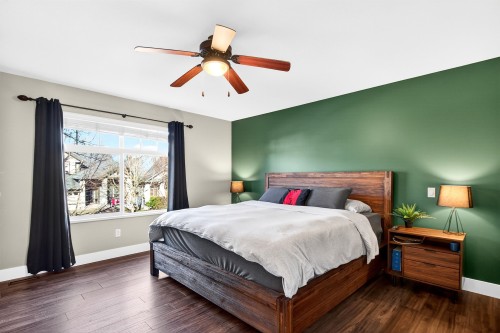 14974 59 Avenue, Surrey, BC - Indoor Photo Showing Bedroom