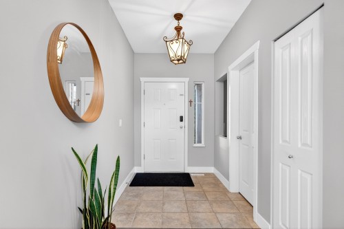 14974 59 Avenue, Surrey, BC - Indoor Photo Showing Other Room