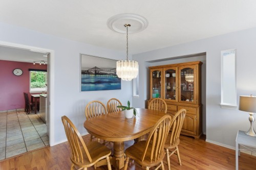 7935 Topper Drive, Mission, BC - Indoor Photo Showing Dining Room