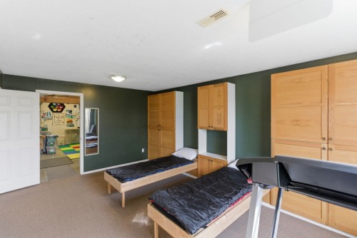 7935 Topper Drive, Mission, BC - Indoor Photo Showing Other Room