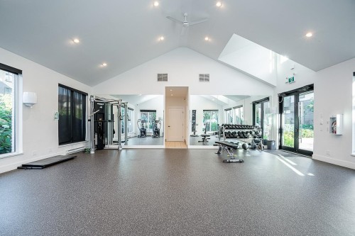202-14968 101A Avenue, Surrey, BC - Indoor Photo Showing Gym Room