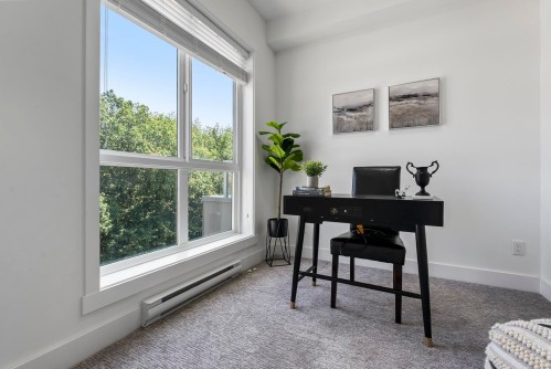 505-13978 Fraser Highway, Surrey, BC - Indoor Photo Showing Office