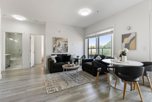 505-13978 Fraser Highway, Surrey, BC - Indoor