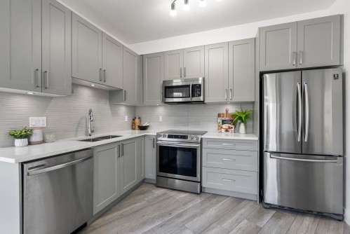 505-13978 Fraser Highway, Surrey, BC - Indoor Photo Showing Kitchen With Double Sink With Upgraded Kitchen