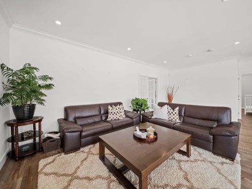 20574 71 Avenue, Langley, BC - Indoor Photo Showing Living Room
