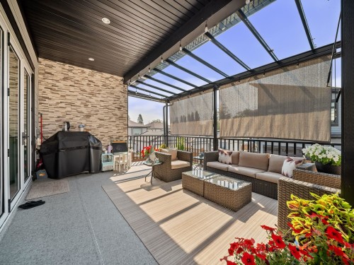 20574 71 Avenue, Langley, BC - Outdoor With Deck Patio Veranda With Exterior