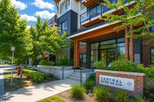 412-22136 49 Avenue  Langley, BC V3A 0M8