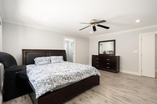 14977 69 Avenue, Surrey, BC - Indoor Photo Showing Bedroom