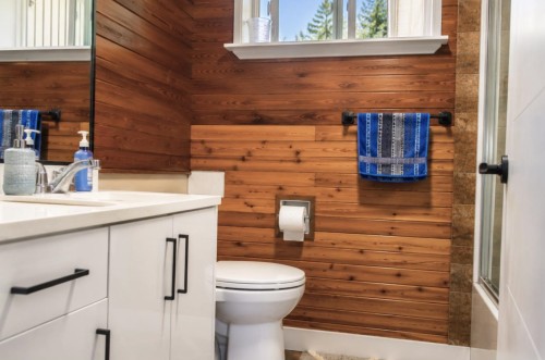 32549 Beaver Drive, Mission, BC - Indoor Photo Showing Bathroom