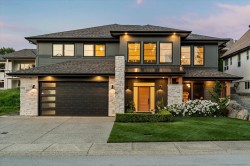 3898 Coachstone Way Abbotsford, BC V2S 8G7