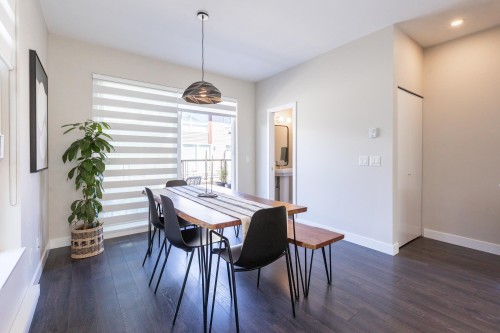 111-2228 162 Street, Surrey, BC - Indoor Photo Showing Dining Room