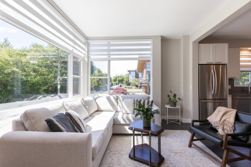 111-2228 162 Street, Surrey, BC - Indoor Photo Showing Living Room