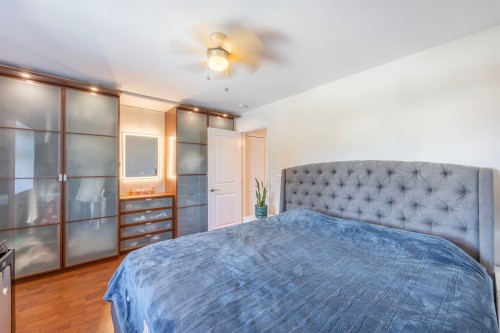 20978 92 Avenue, Langley, BC - Indoor Photo Showing Bedroom
