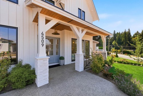 4509 Southridge Crescent, Langley, BC - Outdoor
