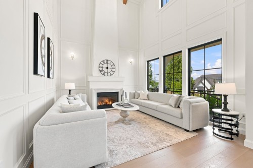 4509 Southridge Crescent, Langley, BC - Indoor Photo Showing Living Room With Fireplace