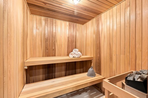 4509 Southridge Crescent, Langley, BC - Indoor Photo Showing Other Room