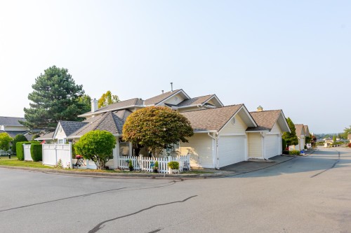 83-21138 88 Avenue  Langley, BC V1M 2G7