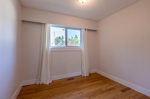2164 Opal Place, Abbotsford, BC - Indoor Photo Showing Other Room