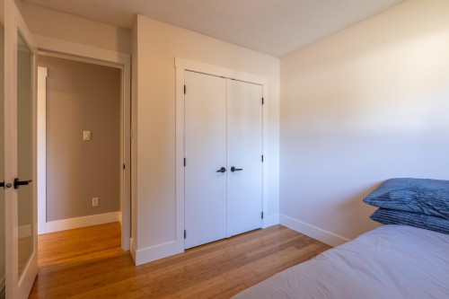 2164 Opal Place, Abbotsford, BC - Indoor Photo Showing Bedroom