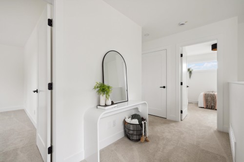 2473 Beck Road, Abbotsford, BC - Indoor Photo Showing Other Room