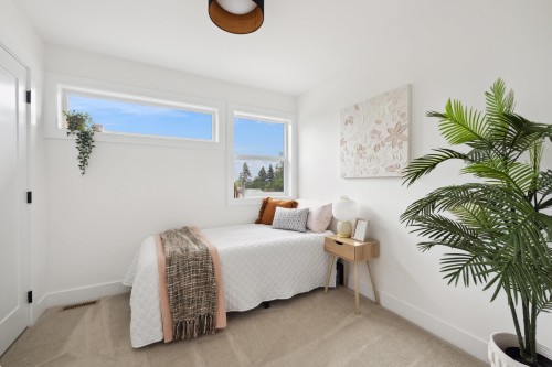 2473 Beck Road, Abbotsford, BC - Indoor Photo Showing Bedroom
