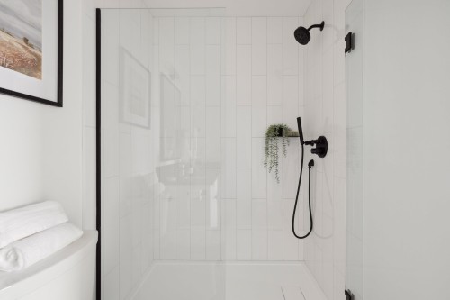 2473 Beck Road, Abbotsford, BC - Indoor Photo Showing Bathroom