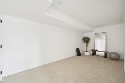 2473 Beck Road, Abbotsford, BC - Indoor Photo Showing Other Room
