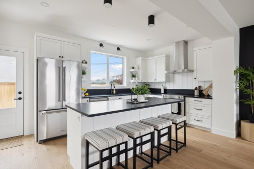 2473 Beck Road, Abbotsford, BC - Indoor