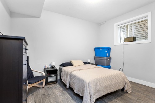 33067 6Th Avenue, Mission, BC - Indoor Photo Showing Bedroom