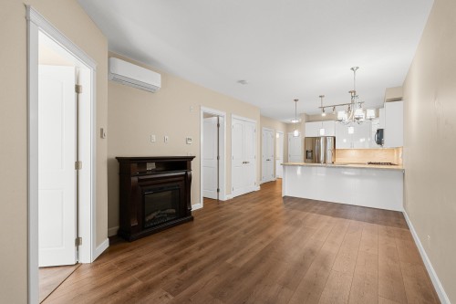109-20367 85 Avenue, Langley, BC - Indoor