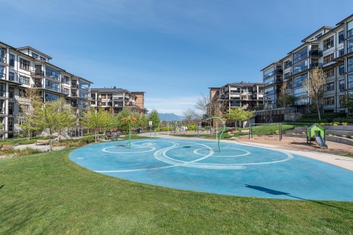 109-20367 85 Avenue, Langley, BC - Outdoor With In Ground Pool