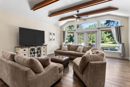 26627 60 Avenue, Langley, BC - Indoor Photo Showing Living Room